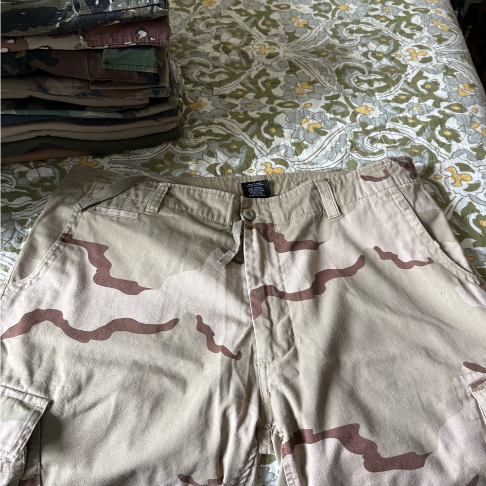 British Camouflage Desert Pattern size 42-44 Rothco - Picture 3 of 3